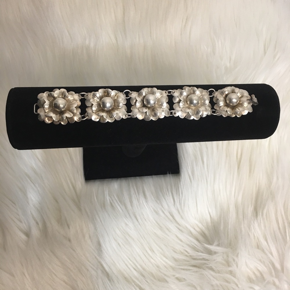 Silver Flower Link Bracelet Made/Mexico Bracelet